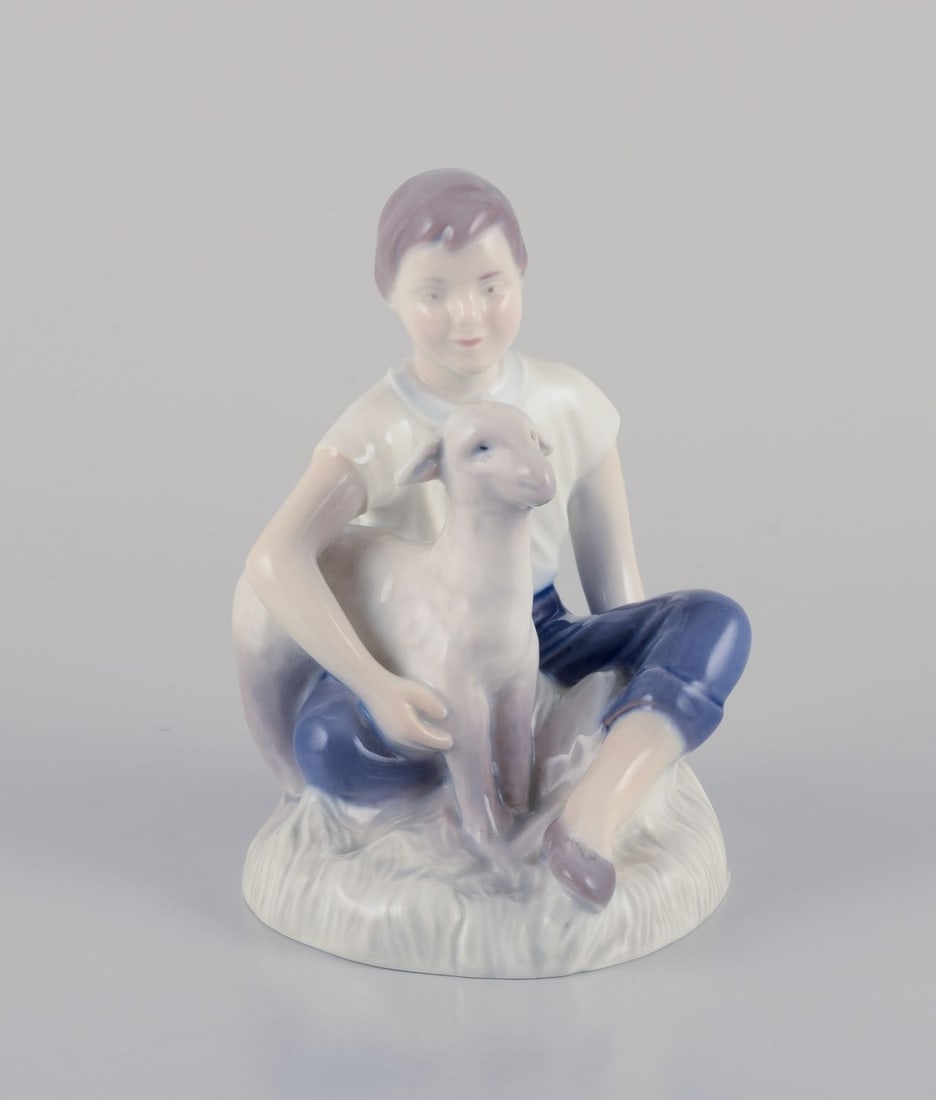 Bing & Grondahl, porcelain figurine of girl with lamb. Mid-20th C. - 2