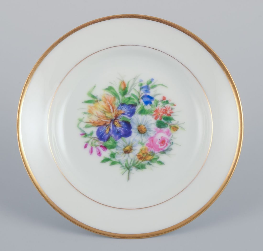 Bing & Grondahll, set of four small plates with floral motifs and gold rim. Approx. 1920s. - 3