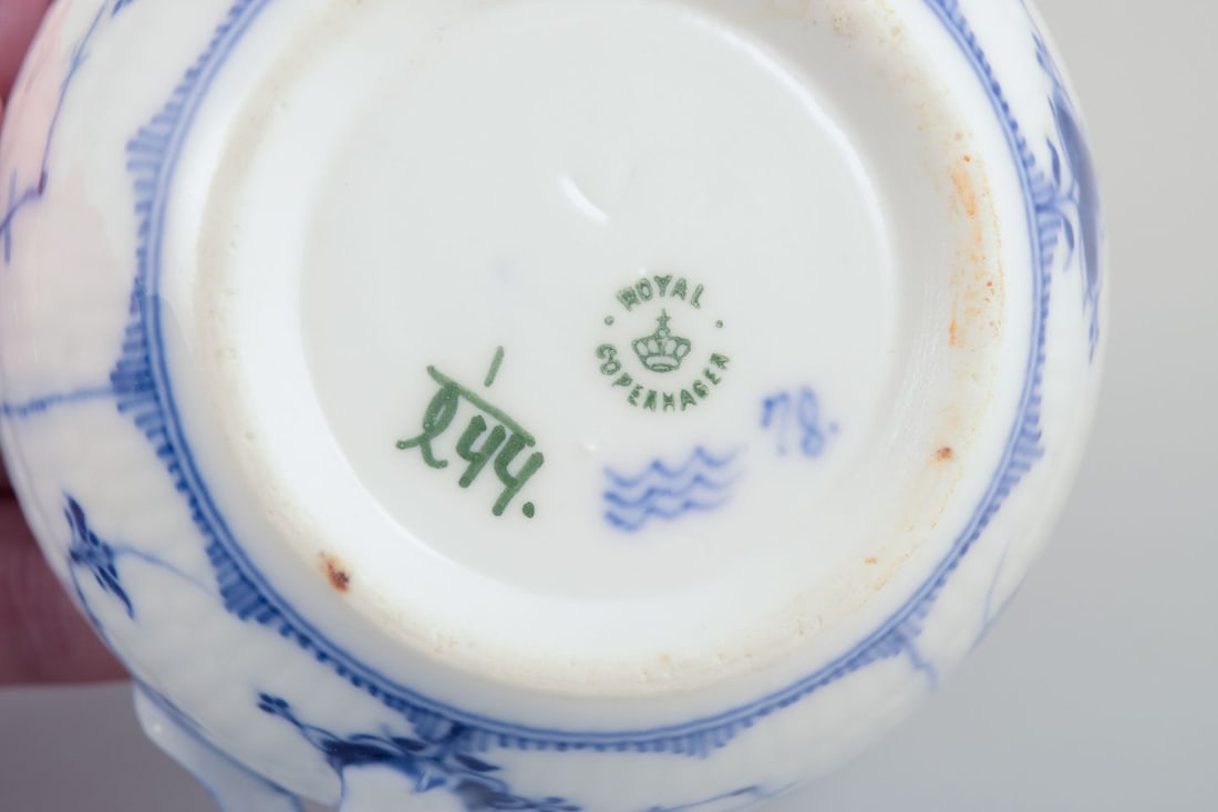 Royal Copenhagen Blue Fluted plain, creamer and sugar bowl in porcelain. - 9