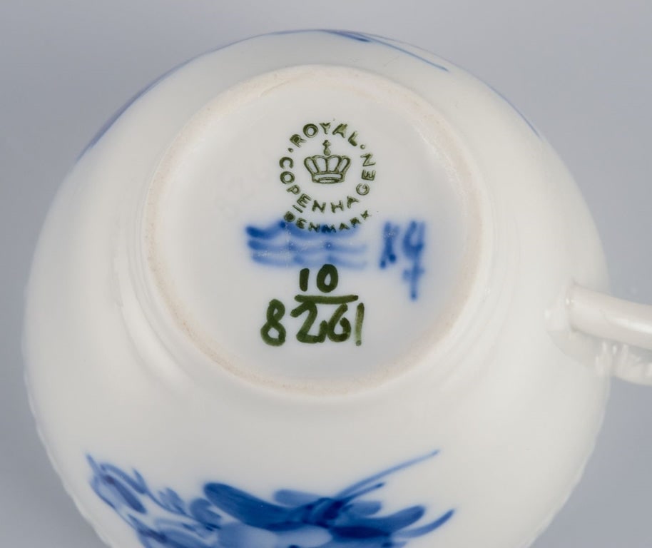 Royal Copenhagen, Blue Flower Braided. Four coffee cups with saucers in porcelain. - 6