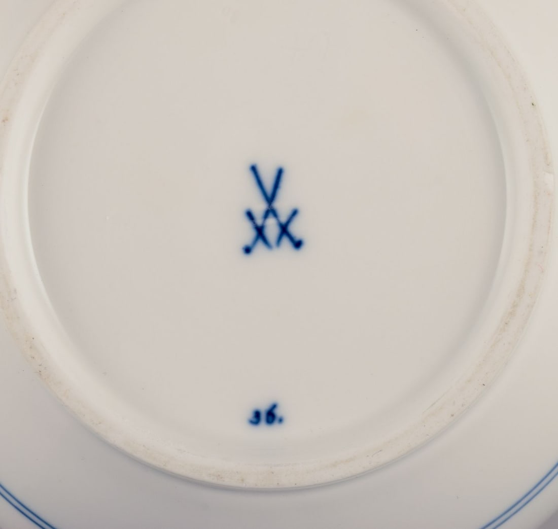 Meissen, Germany. Blue Onion pattern. Large coffee pot in porcelain. Approx. 1900. - 9