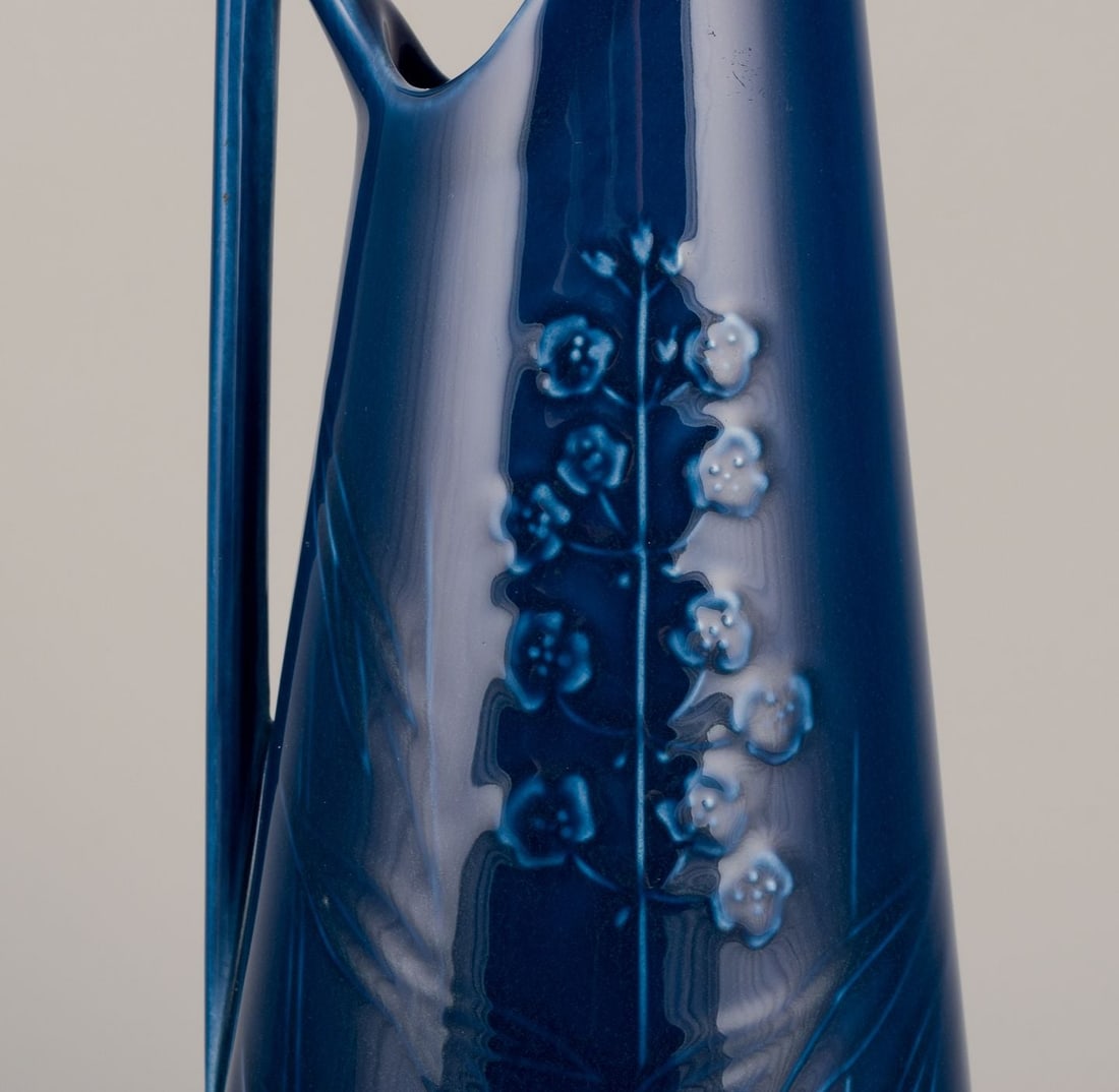 Rörstrand, large pitcher in porcelain. Floral motifs. Blue glaze. - 3
