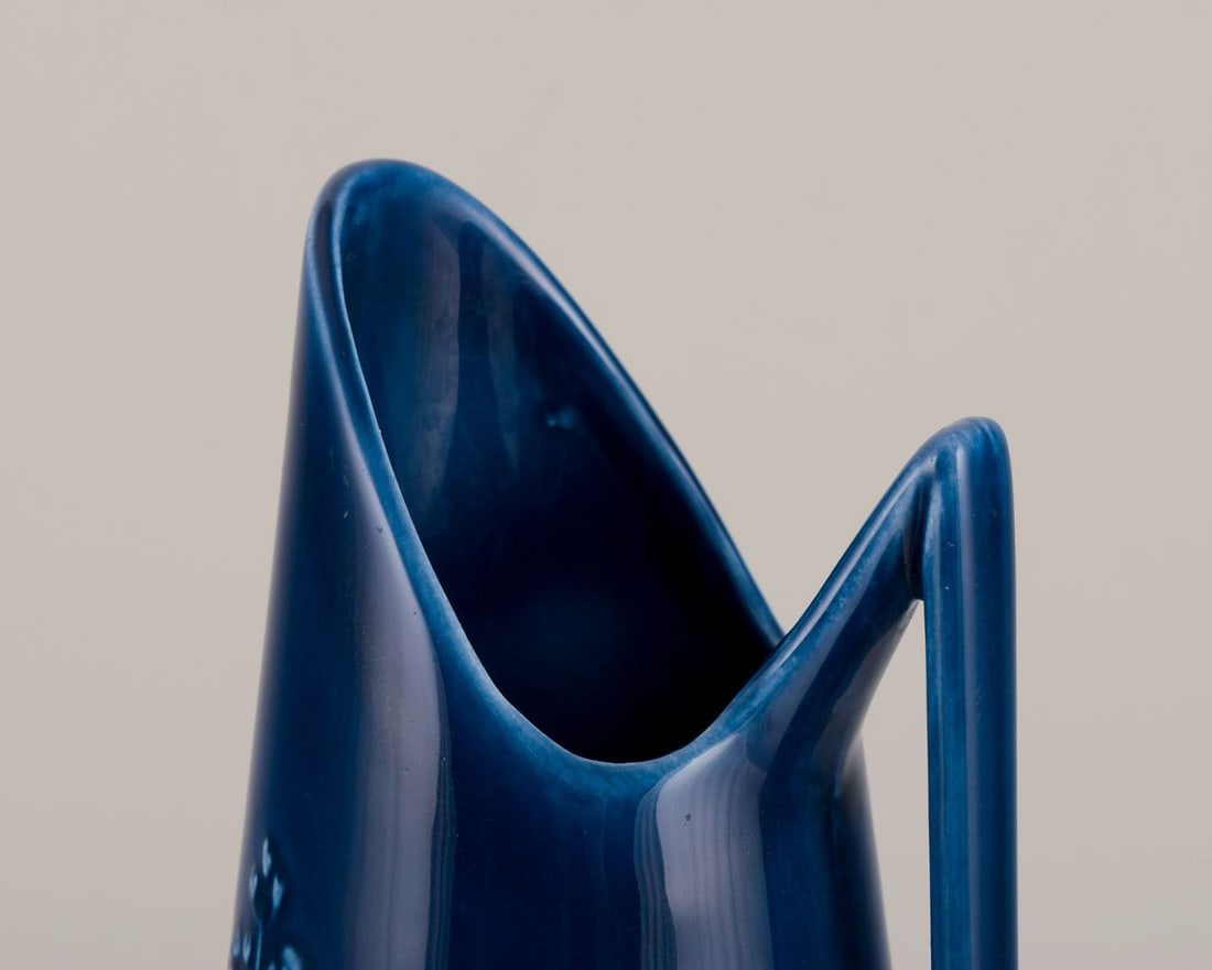 Rörstrand, large pitcher in porcelain. Floral motifs. Blue glaze. - 5