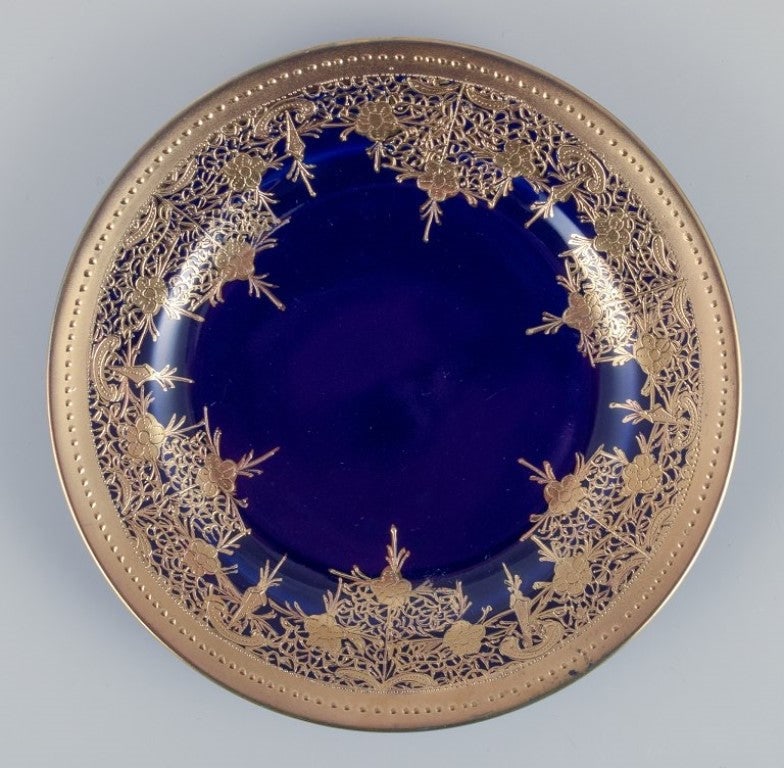Japan, porcelain coffee service hand-decorated in Sevres blue and gold. - 5