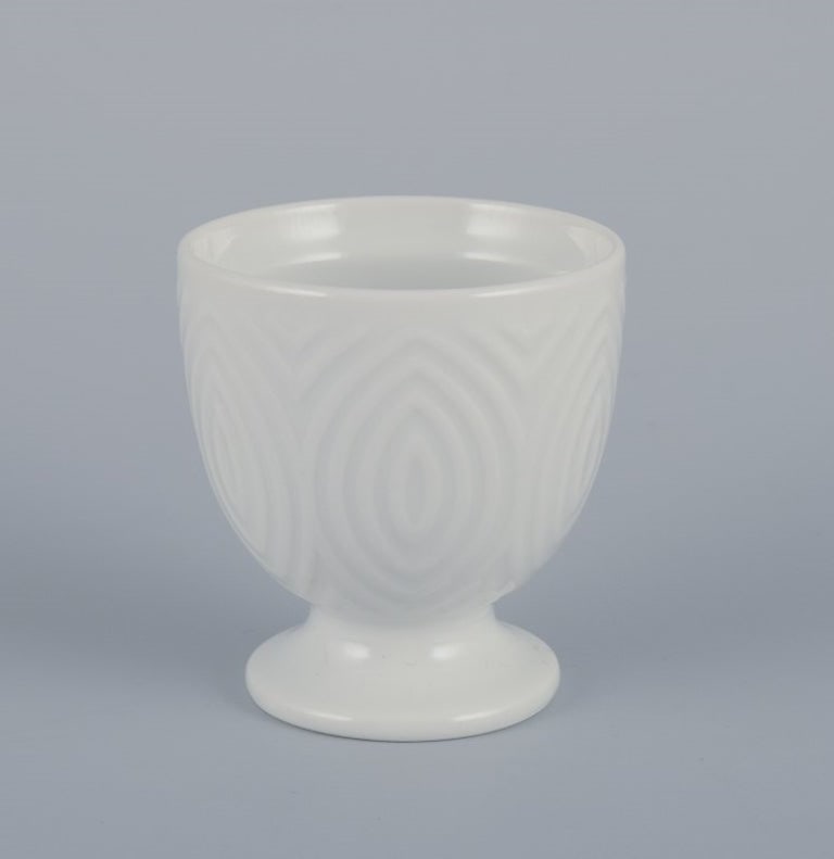 Axel Salto for Royal Copenhagen. Four egg cups in white porcelain. Circa 1960s. - 2