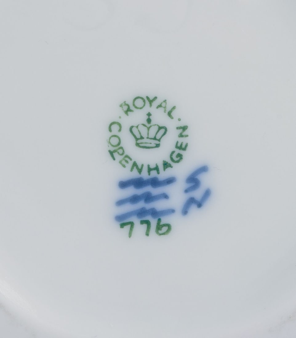 Royal Copenhagen porcelain figurine of a royal Danish guardsman. Dated 1964. - 9
