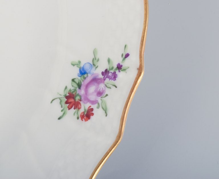 Royal Copenhagen Saxon Flower. Six lunch plates in porcelain. Hand-painted with polychrome flowers. - 3