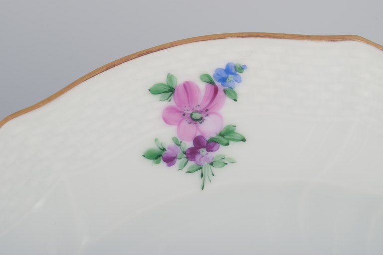 Royal Copenhagen Saxon Flower. Six dinner plates in porcelain. Hand-painted with polychrome flowers. - 8