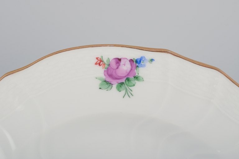 Royal Copenhagen Saxon Flower. Four deep plates in porcelain. Hand-painted with polychrome flowers. - 3