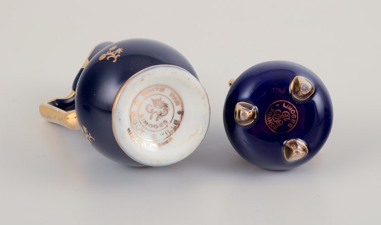 Limoges, France. Five pieces of miniature porcelain decorated with 22-karat gold leaf and beautiful - 8
