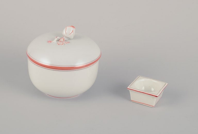 Meissen, Germany. A sugar bowl and a salt cellar. Decorated with coral red and gold-colored trim.: Meissen, Germany. A sugar bowl and a salt cellar. Decorated with coral red and gold-colored trim. Art Deco. Approximately 1930s. Marked. Third factory quality. In beautiful condition, lid knob with a