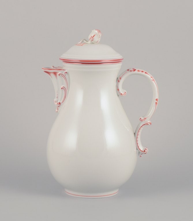 Meissen, Germany. Large coffee pot decorated with coral red and gold-colored trim. Art Deco.: Meissen, Germany. Large coffee pot decorated with coral red and gold-colored trim. Art Deco. Approximately 1930s. Marked. Third factory quality. In beautiful condition. Lid knob with a small chip -