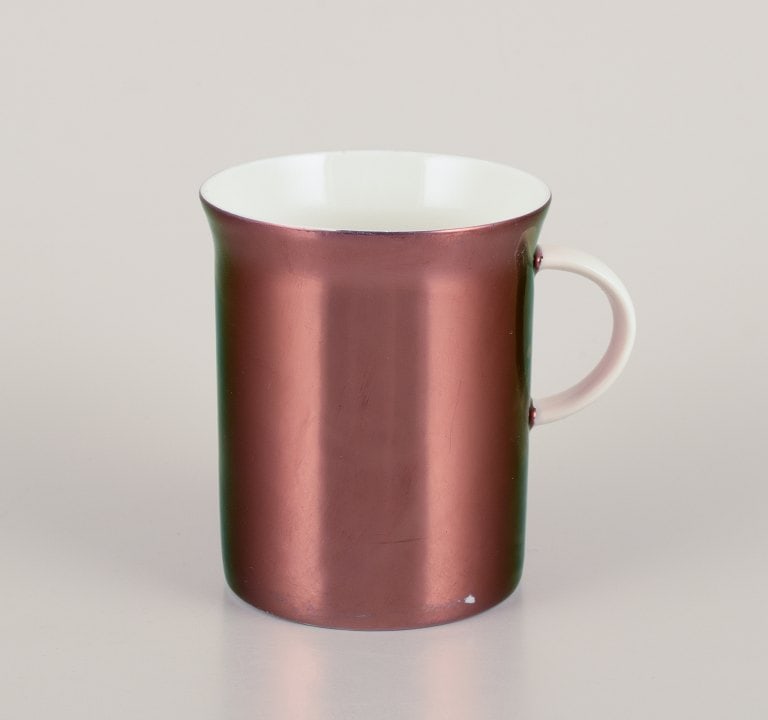 Bjorn Wiinblad (1918-2006) for Rosenthal, Germany. A set of six "Berlin Hilton" porcelain demitasse - 4