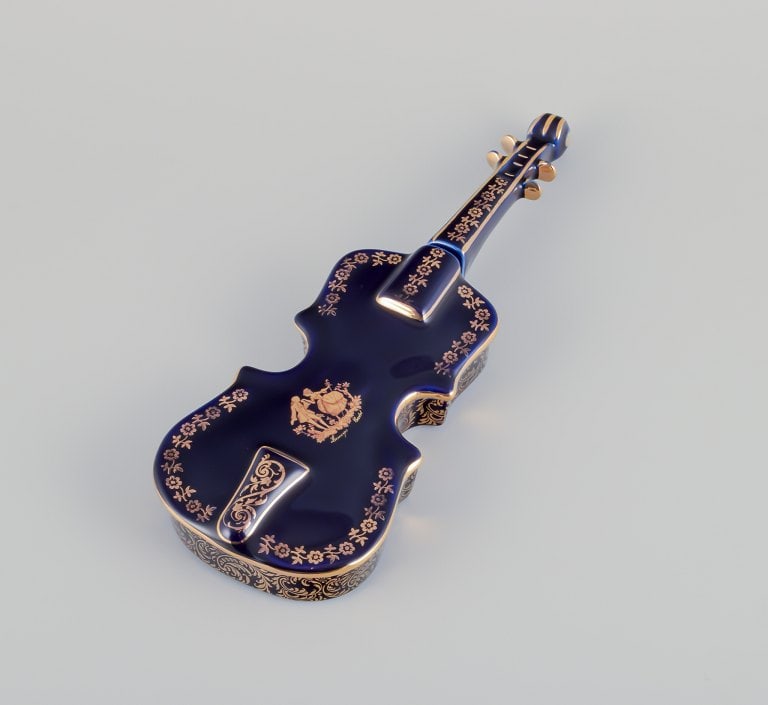 Limoges, France. Four porcelain musical instruments decorated with 22-karat gold leaf and beautiful - 6
