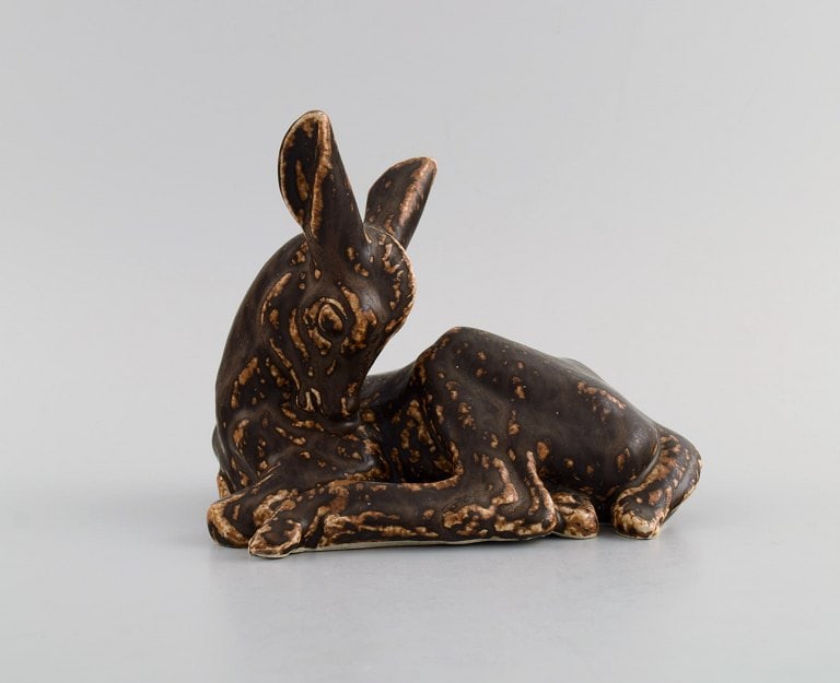 Hugo Liisberg for Saxbo. Lying deer in glazed stoneware. Beautiful glaze in shades of brown. (1 of 8)