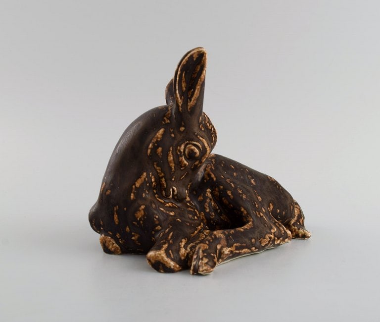 Hugo Liisberg for Saxbo. Lying deer in glazed stoneware. Beautiful glaze in shades of brown. - 2