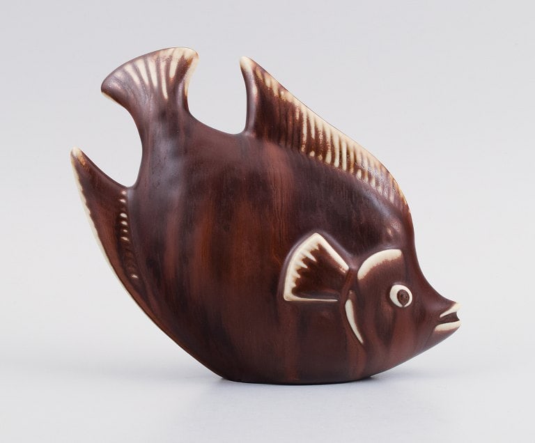 Gunnar Nylund (1904-1997) for Rorstrand. Fish in glazed ceramics. Beautiful glaze in brown shades. - 2