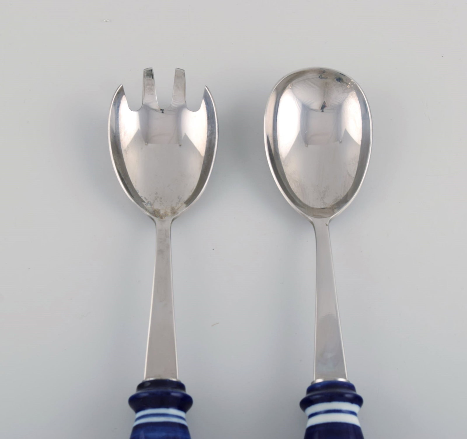 Bjorn Wiinblad for Rosenthal. Siena salad set in glazed ceramics and stainless steel. 1970s. - 3
