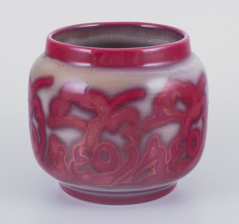 Edgar Bockman for Hoganas, Sweden. Lidded stoneware jar. Lustre glaze. Approximately 1940s. - 4