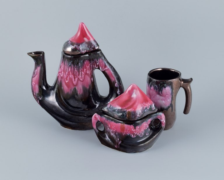 Valluris, France, coffee pot, lidded bowl and a coffee mug. Luster glaze. - 2