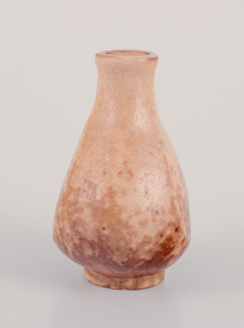 Bode Willumsen, own workshop. Unique bottle with glaze in shades of sand and brown. Dated 1937. - 6