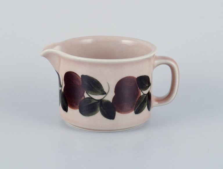 Arabia, Finland, Retro "Raija" sugar bowl and creamer. - 2