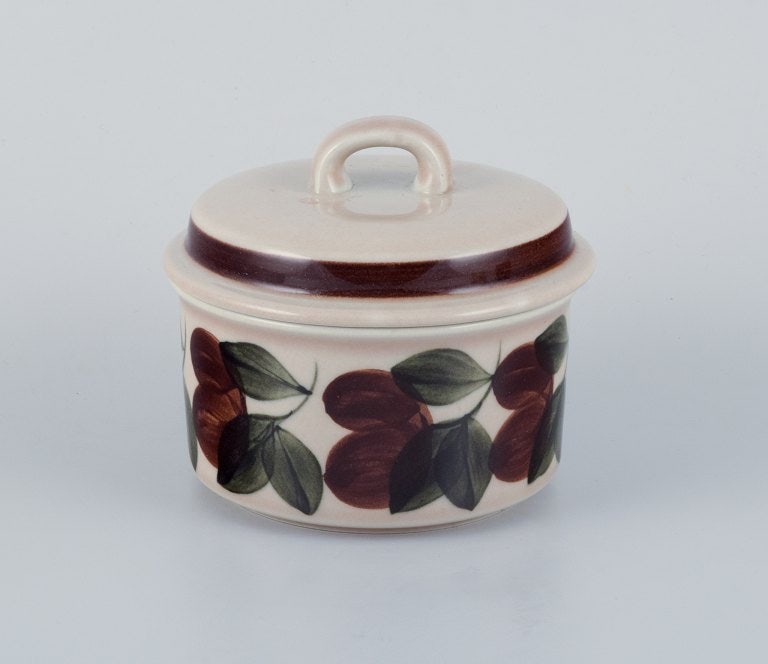 Arabia, Finland, Retro "Raija" sugar bowl and creamer. - 3