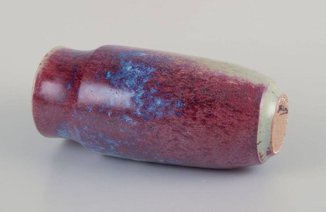 French ceramicist. Ceramic vase with glaze in shades of blue-violet. Mid-20th C. - 7