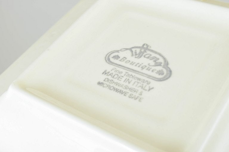 Tiffany Boutique, italy. Set of four square ceramic dinner plates with a wide border in blue, yellow - 4