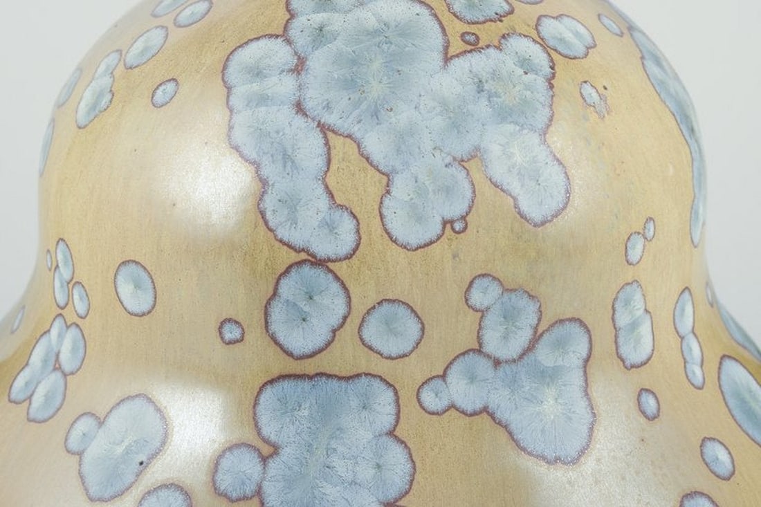 Desvres Fourmaintraux Delassus, France. Art Nouveau ceramic vase with handles. Circa 1930s. - 6