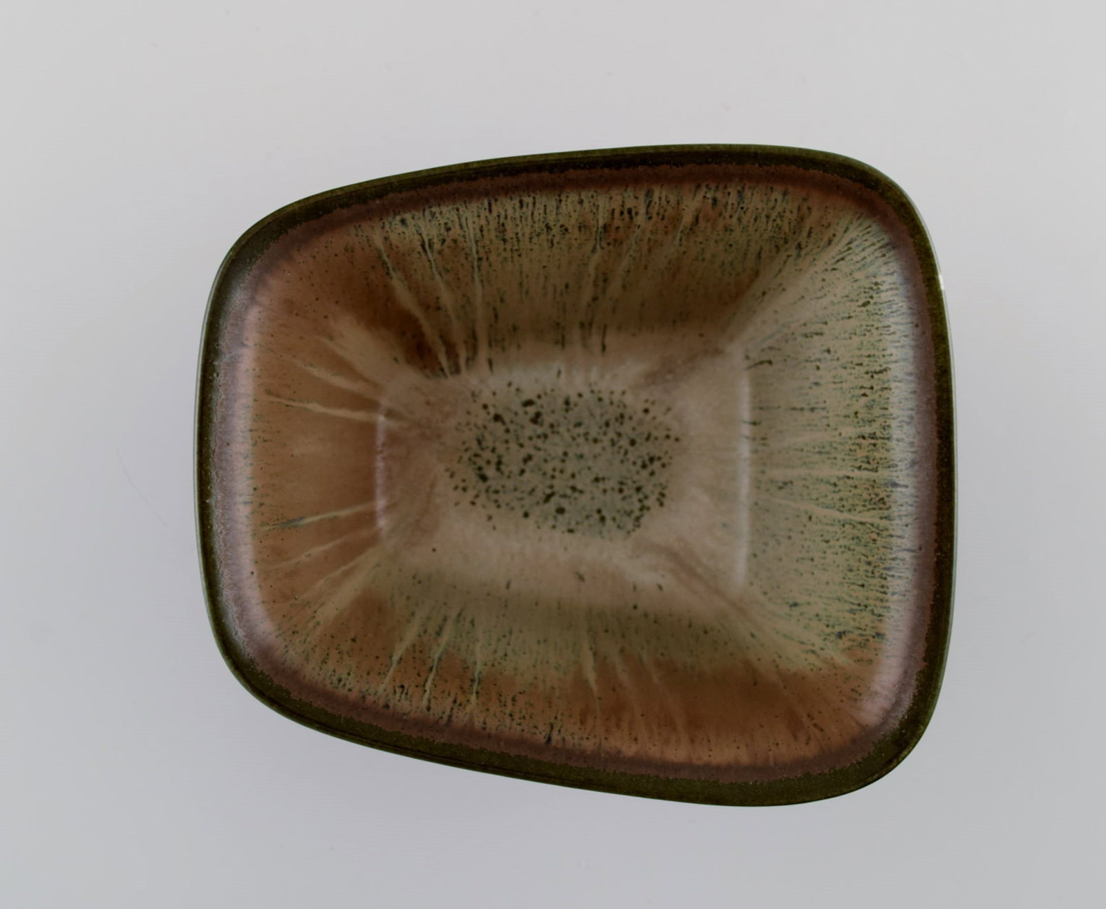 Gunnar Nylund (1904-1997) for Rorstrand. Bowl in glazed ceramics. Beautiful glaze in earth tones. - 4