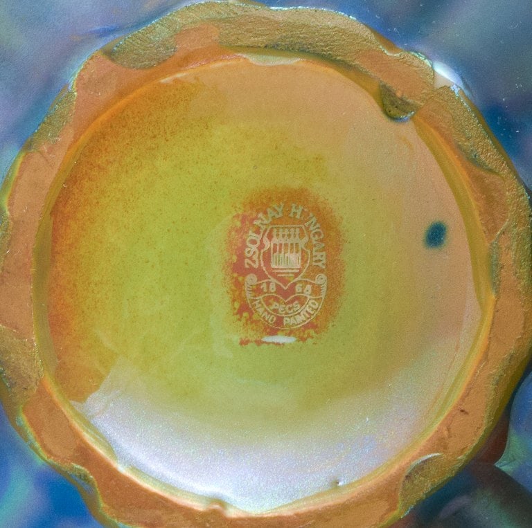 Zsolnay, Hungary, glazed ceramic vase with beautiful eosin glaze. - 4