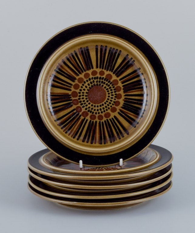 Gunvor Olin-Gronqvist for Arabia, "Cosmos", a set of five lunch plates in stoneware. Retro-style (1 of 7)