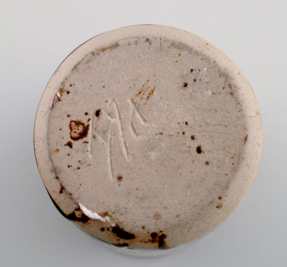 isabelle Dacourt, France. Unique vase in glazed stoneware. Beautiful crackled glaze in cream and - 7