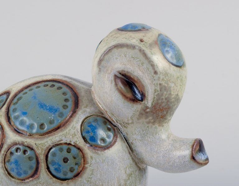Britt-Louise Sundell for Gustavsberg. Ringo 1 baby elephant in glazed ceramics. - 5