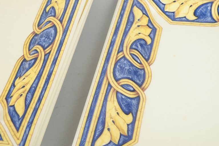 Tiffany Boutique, italy. Set of four square ceramic dinner plates with border in blue, yellow and - 3