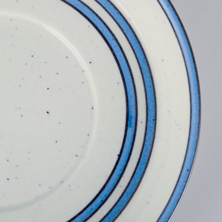 Stig Lindberg for Gustavsberg. A set of four "Dart" stoneware coffee cups and saucers, along with a - 5