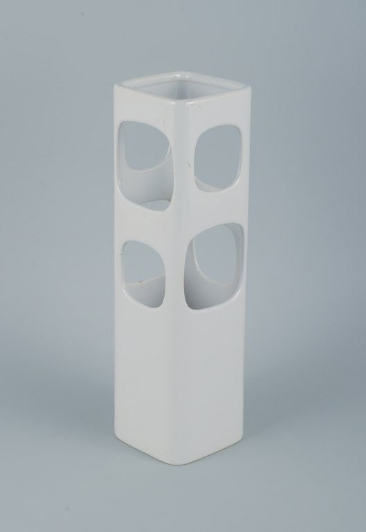 European studio ceramicist. Unique vase with eight holes in white glaze. - 3