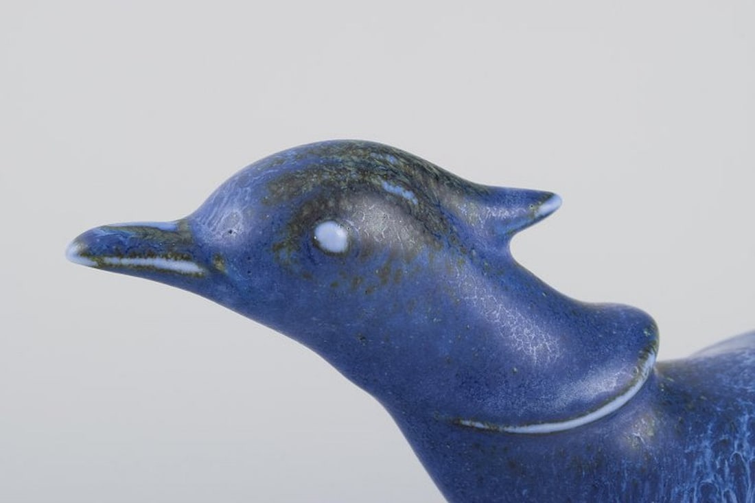 Gunnar Nylund for Rorstrand, Sweden. Ceramic figurine in the shape of a bird. Mid-20th century. - 4