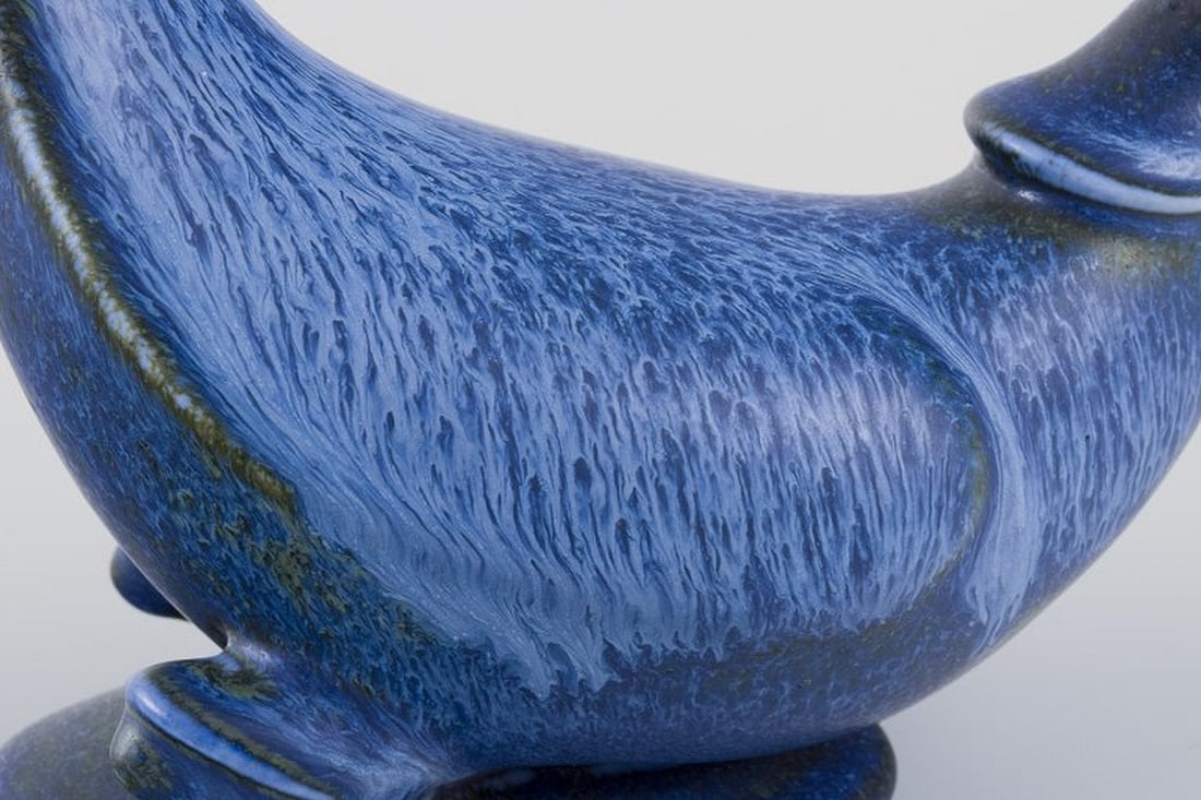 Gunnar Nylund for Rorstrand, Sweden. Ceramic figurine in the shape of a bird. Mid-20th century. - 6