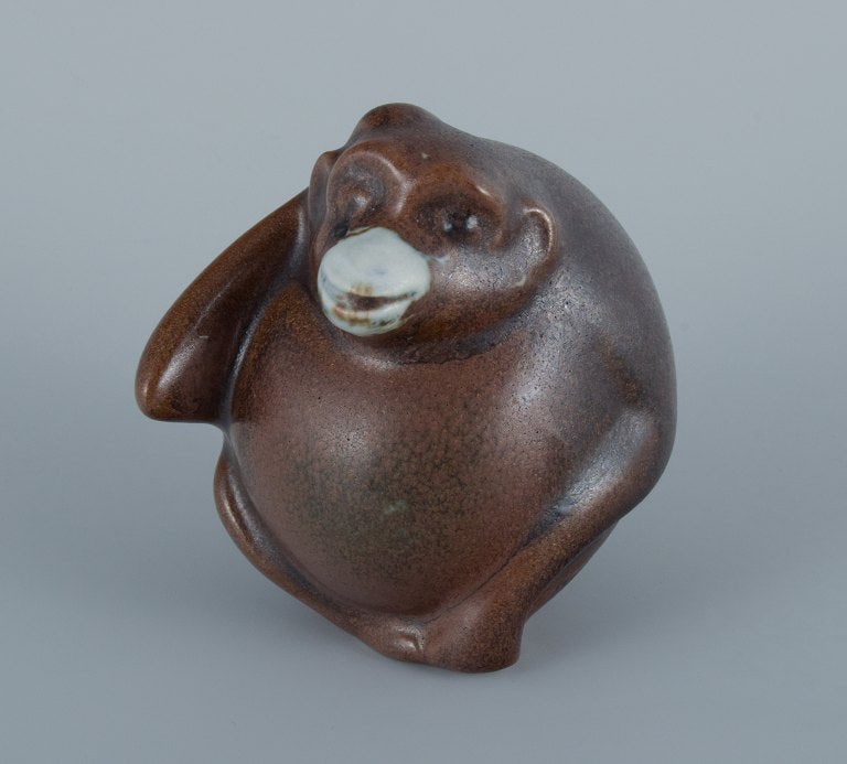 Gosta Grahs for Rorstrand (active 1982-1986), monkey in ceramic. Glaze in shades of brown. - 3