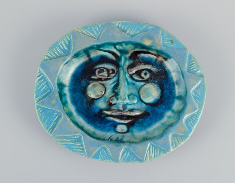Elio Schiavon (1925-2004), italy. Unique ceramic bowl with blue glass inlay at the bottom. (1 of 6)