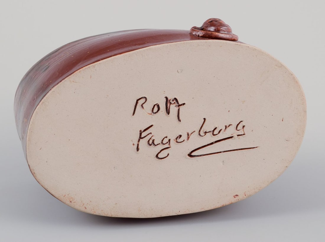 Rolf Fagerberg, Swedish ceramicist. Ceramic vase with glaze in shades of brown. Late 20th C. - 7