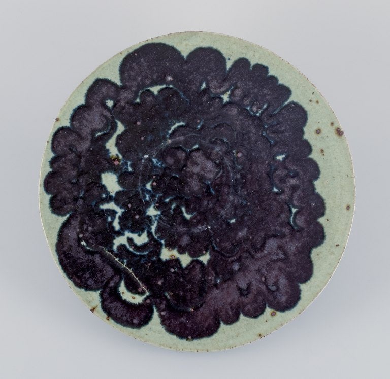 Marianne Westman for Rorstrand, large handmade unique dish in stoneware decorated with abstract: Marianne Westman for Rorstrand, large handmade unique dish in stoneware decorated with abstract motif. 1970s. in excellent condition with firing crack from production. Signed. Dimensions: D 30.5 cm x 