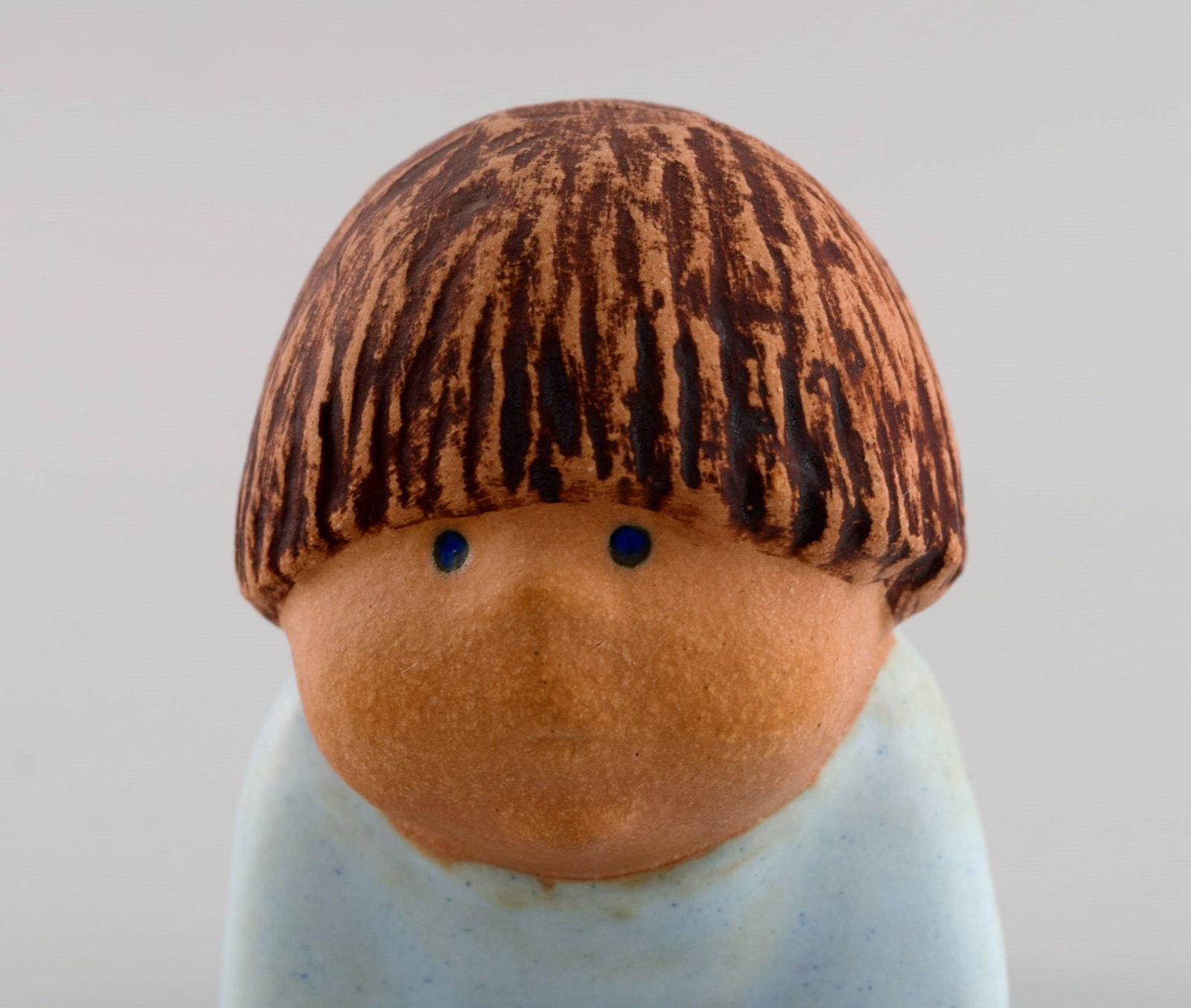 Lisa Larson for Gustavsberg. Rare figure in glazed ceramics. Baby. 1970s. - 5