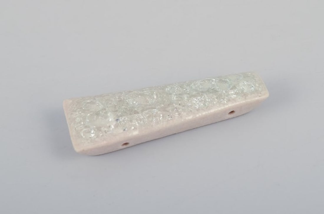 Ole Bjorn Kruger, Danish sculptor and ceramicist. Ten unique brooches in glazed stoneware in various - 5