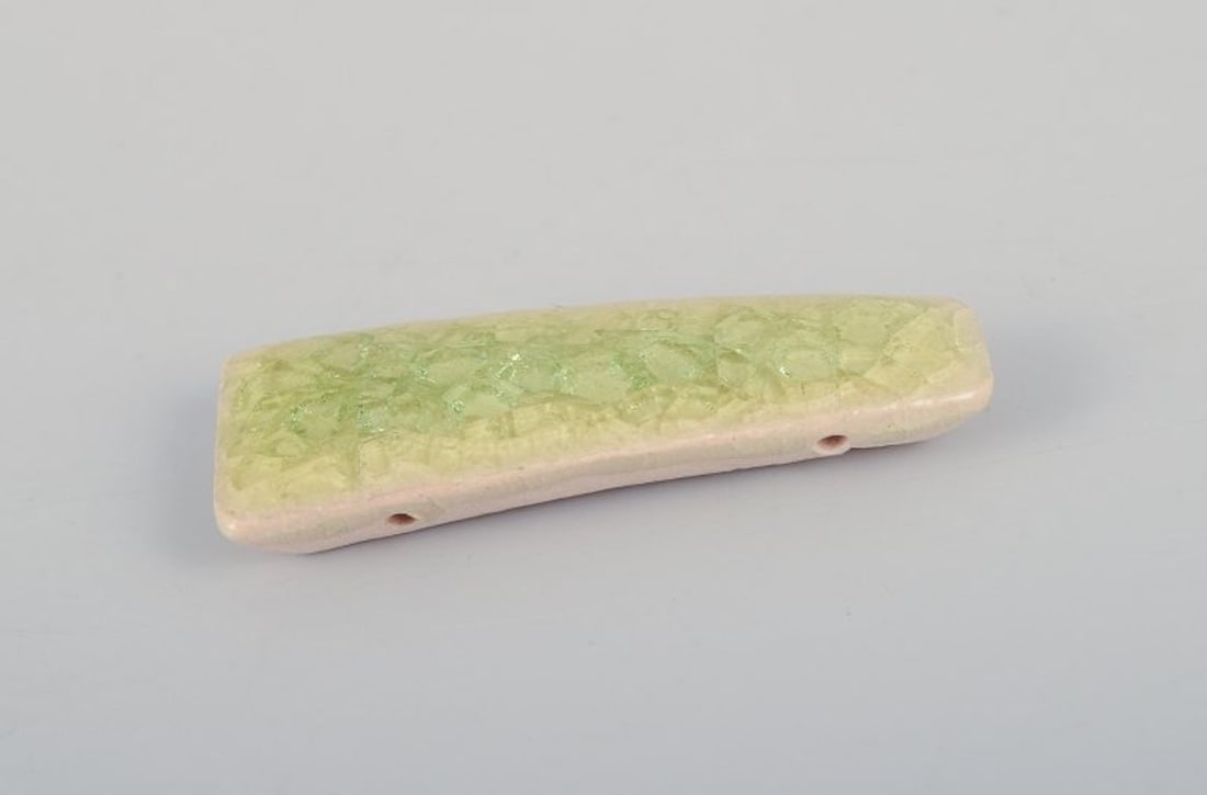Ole Bjorn Kruger, Danish sculptor and ceramicist. Ten unique brooches in glazed stoneware in various - 6
