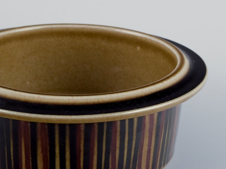 Gunvor Olin-Gronqvist for Arabia, "Cosmos," three bowls. Stoneware in a retro style. Glazed in - 4