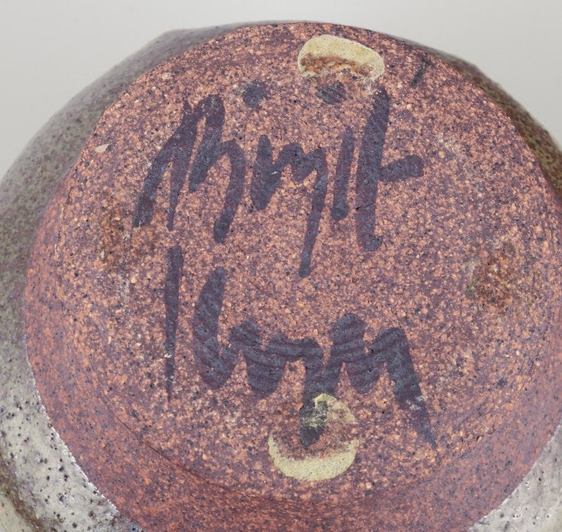 Birgit Krog, Danish ceramist. Unique hexagonal ceramic vase. Raku technique. Approximately 1970s. - 7