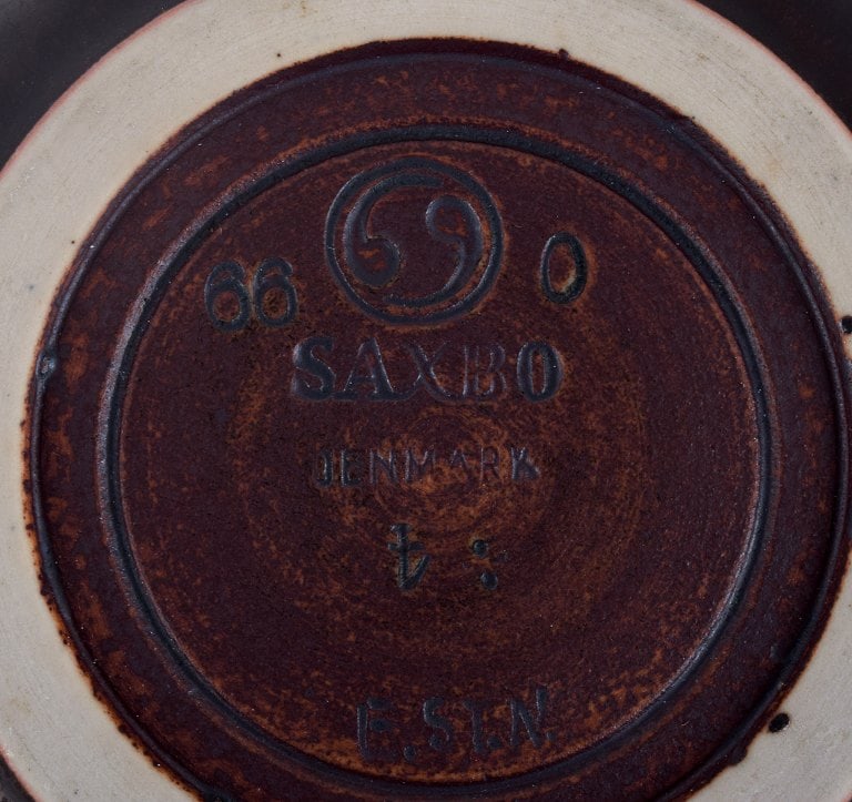 Eva Staehr Nielsen for Saxbo, small ceramic bowl with glaze in brown tones. - 6